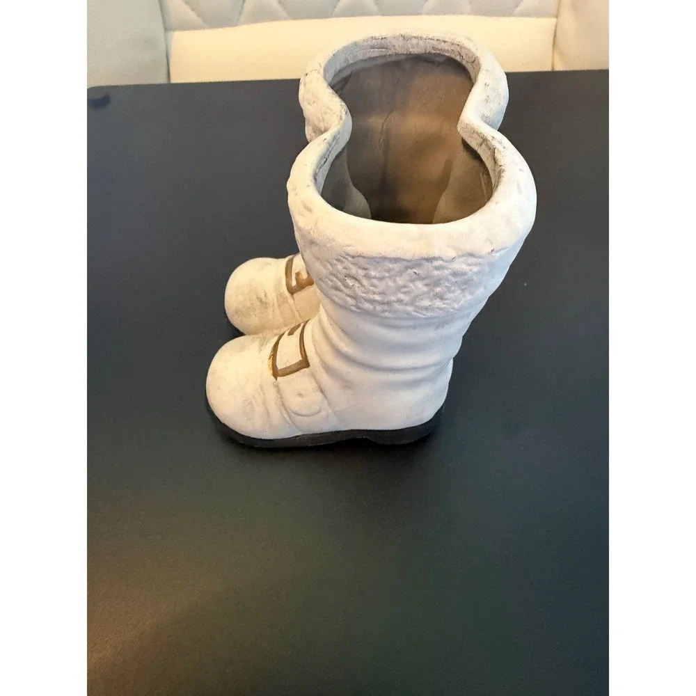 Mini Santa's Boots Ceramic Vase‎ White Gold Buckle Holiday Planter 7PT1735